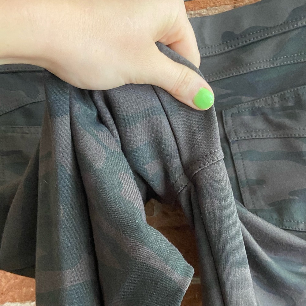 Sanctuary x Anthropologie camo jegging, L - Picture 5 of 5